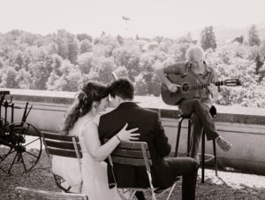 Lire la suite à propos de l’article Un Mariage en Ville