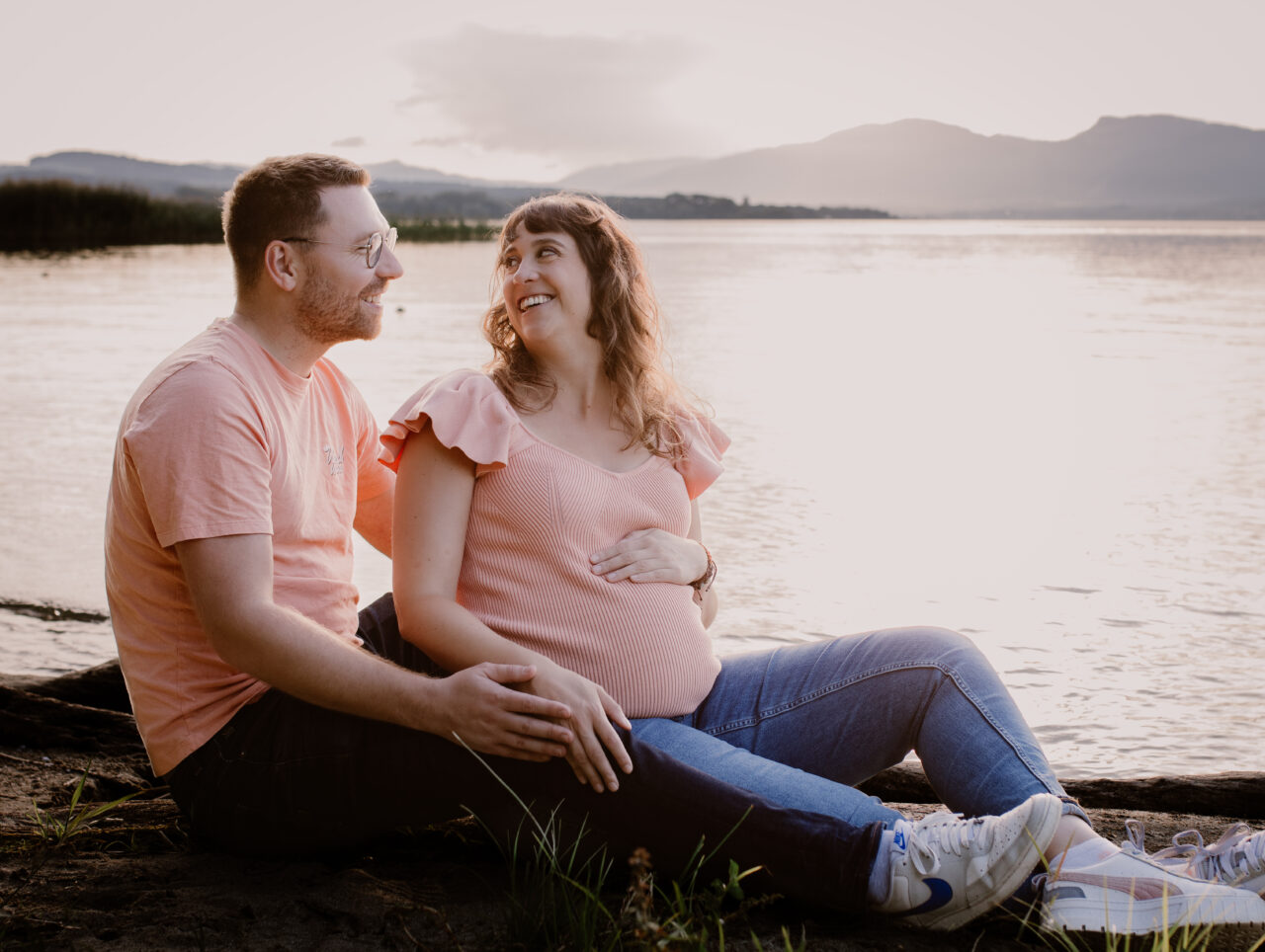 karine lu photo photographe grossesse Suisse romande Fribourg Broye