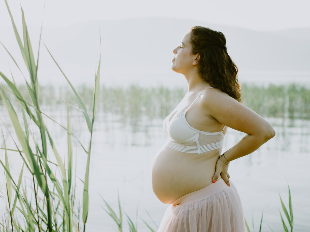 karine lu photo photographe grossesse Suisse romande Fribourg Broye
