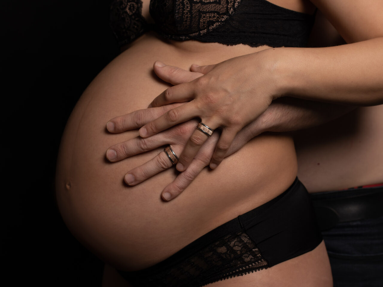 karine lu photo photographe grossesse Suisse romande Fribourg Broye